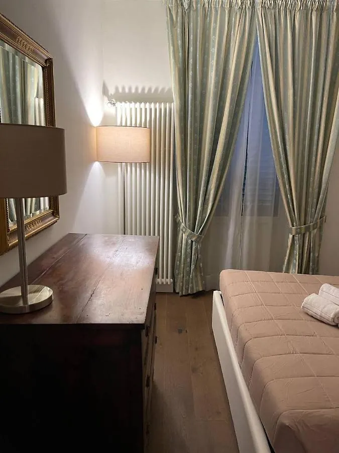 Ricasoli Al Quattro Florence 0*,  Italy